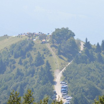 Die Mittelspitze von der Rosteige auf dem Berg Kopala in Slowenien 21